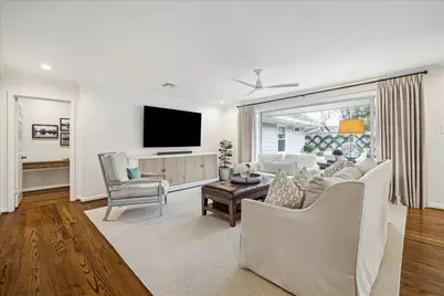 5655 Overbrook Lane, Houston, TX 77056 - Photo 18