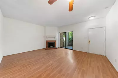 7033 N Holiday Drive, Galveston, TX 77550 - Photo 8