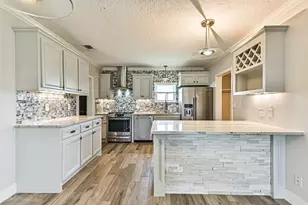 4019 3rd St, Galveston, TX 77554 - Photo 10