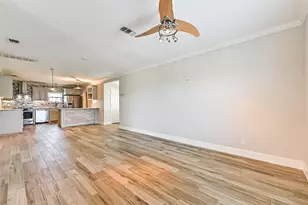 4019 3rd St, Galveston, TX 77554 - Photo 6