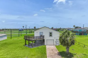 4019 3rd St, Galveston, TX 77554 - Photo 2