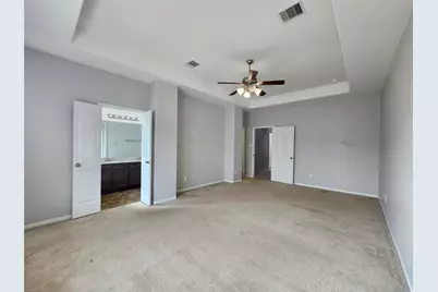 9346 Valley Tree Lane, Houston, TX 77089 - Photo 10