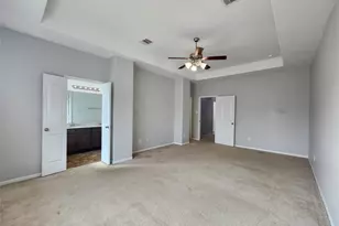 9346 Valley Tree Ln, Houston, TX 77089 - Photo 10