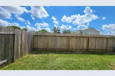 9346 Valley Tree Lane, Houston, TX 77089 - Photo 20