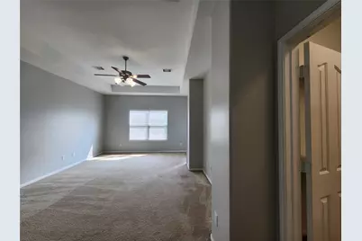 9346 Valley Tree Lane, Houston, TX 77089 - Photo 8