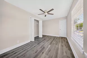 1221 Cedar Post Ln, Houston, TX 77055 - Photo 20