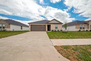 1018 Fringed Bluestar Dr, Rosharon, TX 77583 - Photo 2