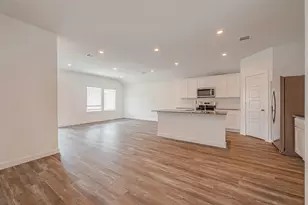 1018 Fringed Bluestar Dr, Rosharon, TX 77583 - Photo 18