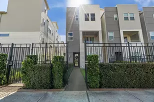 316 Jensen Dr, Houston, TX 77020 - Photo 2