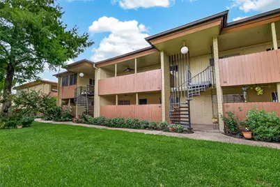 7714 Renwick Drive #M67, Houston, TX 77081 - Photo 2