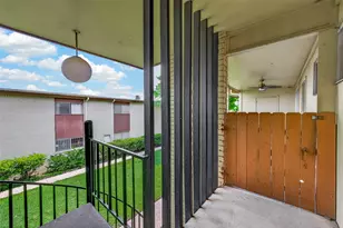 7714 Renwick Dr, Houston, TX 77081 - Photo 4