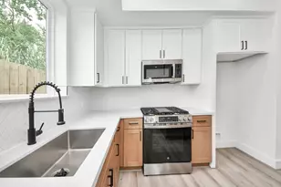 3508 Napoleon St, Houston, TX 77004 - Photo 12