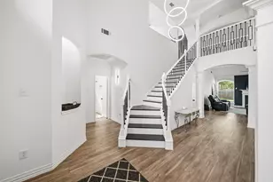 14847 Armitage Ln, Sugar Land, TX 77498 - Photo 4