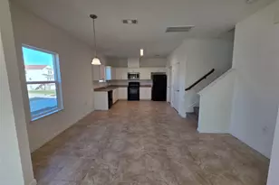 8810 Bent Oak Ln, Hitchcock, TX 77563 - Photo 6