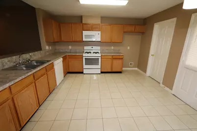 5911 S Brenwood Drive, Katy, TX 77449 - Photo 6