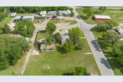 211 15th Street, Hempstead, TX 77445 - Photo 30