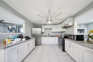 10706 Bauman Rd, Houston, TX 77076 - Photo 10
