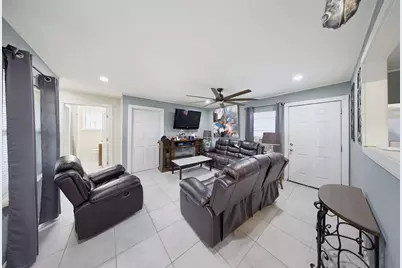 10706 Bauman Road, Houston, TX 77076 - Photo 6