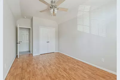 43 Alderon Woods Place, The Woodlands, TX 77382 - Photo 32