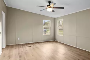 12902 Indian Ridge Dr, Dayton, TX 77535 - Photo 14