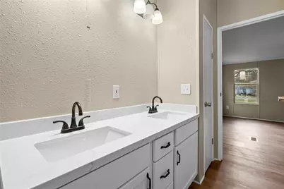 12902 Indian Ridge Drive, Dayton, TX 77535 - Photo 20