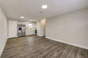 6603 1/2 Narcissus St, Houston, TX 77087 - Photo 12