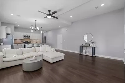 20061 Torrey Pines Lane, Cleveland, TX 77327 - Photo 6