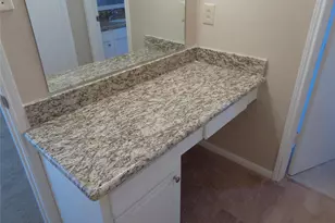 2735 Manila Ln, Houston, TX 77043 - Photo 20