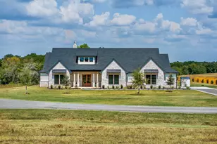 10343 Sunny Mdw Dr, Chappell Hill, TX 77426 - Photo 4