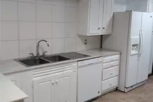 4730 Orange St, Bacliff, TX 77518 - Photo 4