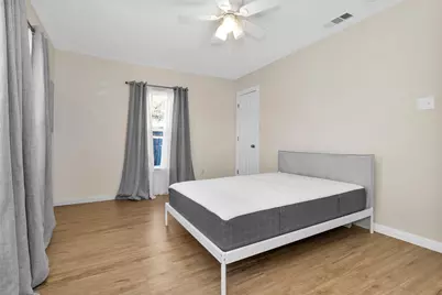 221 Carrell Street, Tomball, TX 77375 - Photo 32