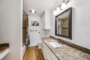 406 Tahiti Rd, Tiki Island, TX 77554 - Photo 24