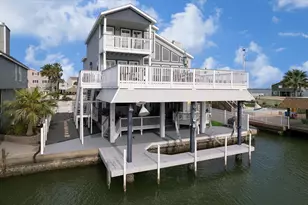 406 Tahiti Rd, Tiki Island, TX 77554 - Photo 1