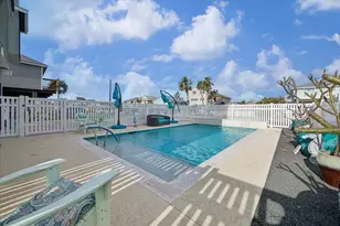 406 Tahiti Rd, Tiki Island, TX 77554 - Photo 8