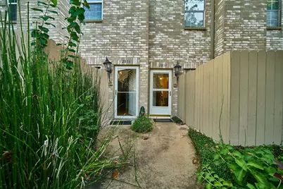 2816 Holly Hall Street, Houston, TX 77054 - Photo 2