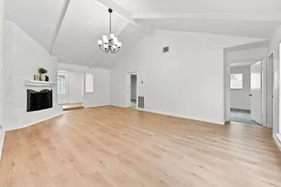 8819 Stone Brook Lane, Houston, TX 77040 - Photo 8