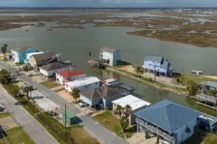 114 Bayou Vista Dr, Hitchcock, TX 77563 - Photo 22