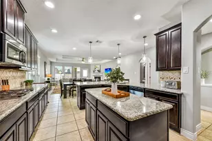 609 Eagle Hollow Ln, League City, TX 77573 - Photo 12