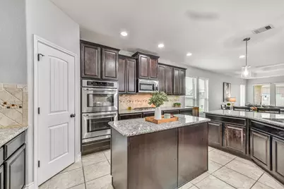 609 Eagle Hollow Lane, League City, TX 77573 - Photo 12