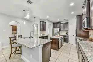 609 Eagle Hollow Ln, League City, TX 77573 - Photo 10