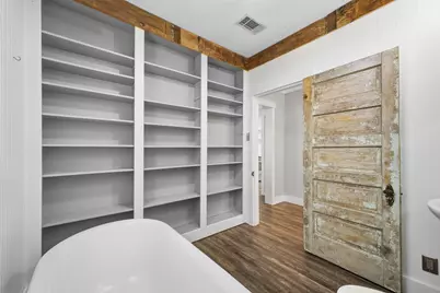 1903 Tigerpoint Road, Brenham, TX 77833 - Photo 16