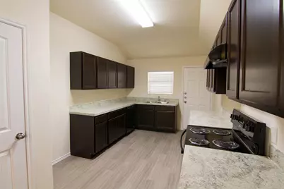 456 Upper Creek Drive, Willis, TX 77378 - Photo 8