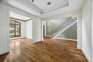 2246 Branard St, Houston, TX 77098 - Photo 10