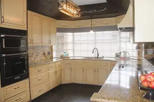 3005 Dow Cir, Deer Park, TX 77536 - Photo 6