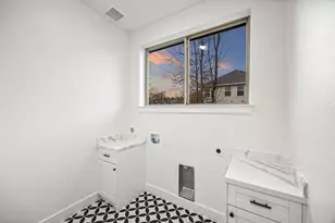 525 Co Rd 6617, Dayton, TX 77535 - Photo 8