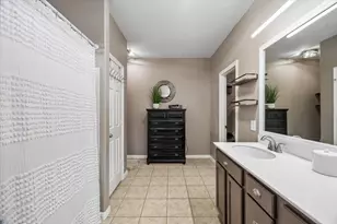 12810 Whistling Springs Dr, Humble, TX 77346 - Photo 26