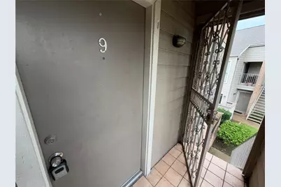 6701 Sands Point Drive #9, Houston, TX 77074 - Photo 4