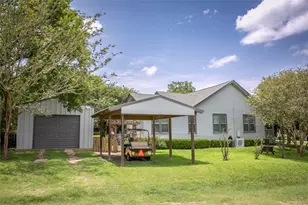 401 N Colorado St, Burton, TX 77835 - Photo 28