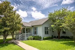 401 N Colorado St, Burton, TX 77835 - Photo 1