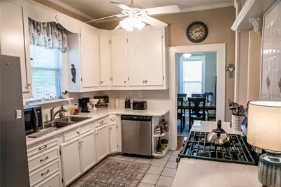 401 N Colorado Street, Burton, TX 77835 - Photo 10